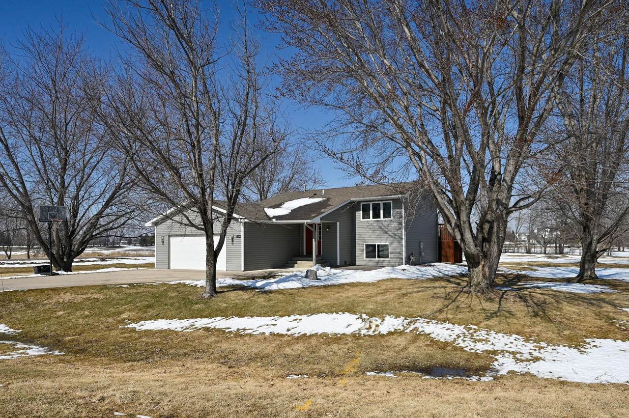 12186 59th Circle - Photo 1