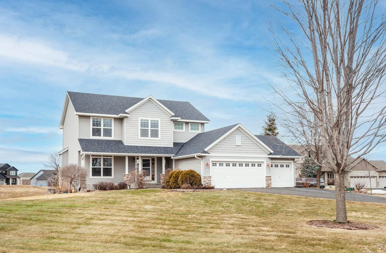 682 Lynn Court - Photo 1