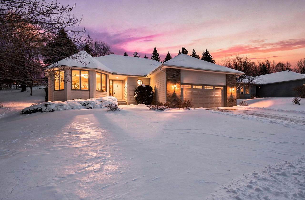 6724 Timber Crest Drive - Photo 1