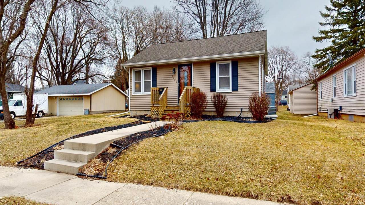 1425 Academy Avenue - Photo 1