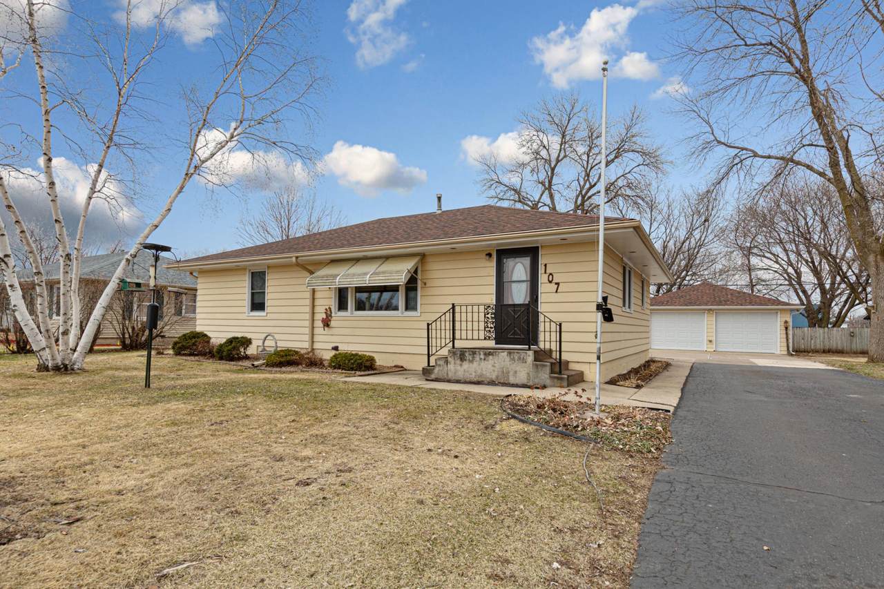 107 21st Avenue - Photo 1