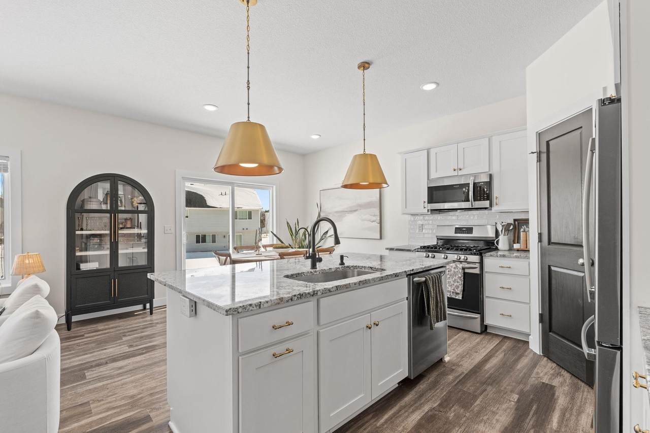 1671 Riverside Drive - Photo 1