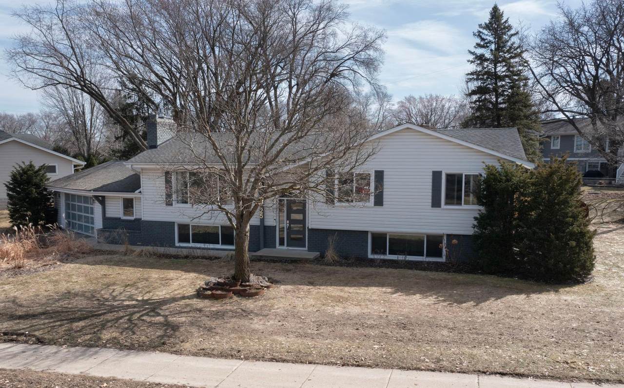 6725 Valley View Road - Photo 1
