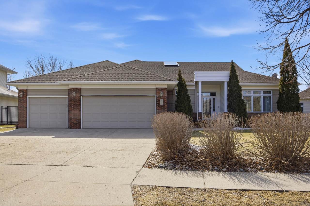 2314 Rose Creek Boulevard - Photo 1