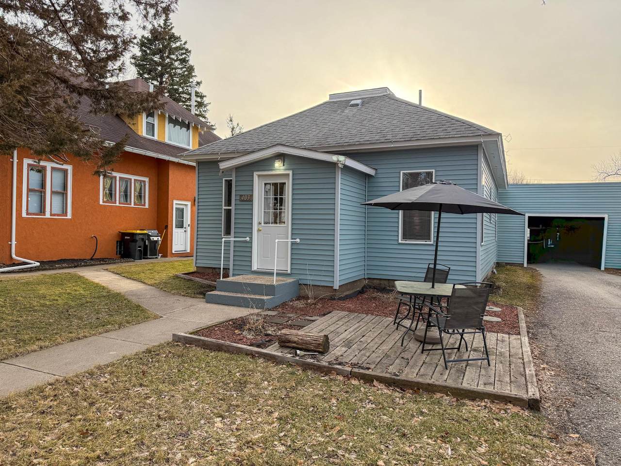 403 4th Street - Photo 1