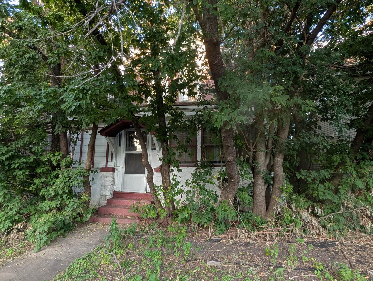 3321 Hennepin Avenue - Photo 1