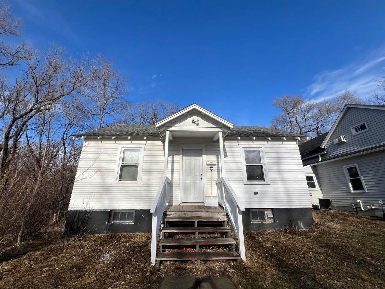 316 5th Street - Photo 1