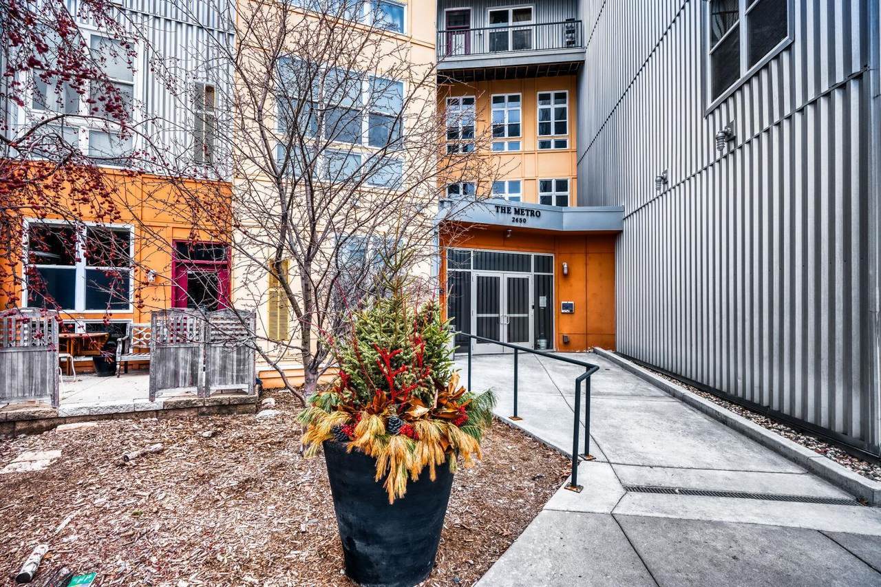 2650 University Avenue - Photo 1