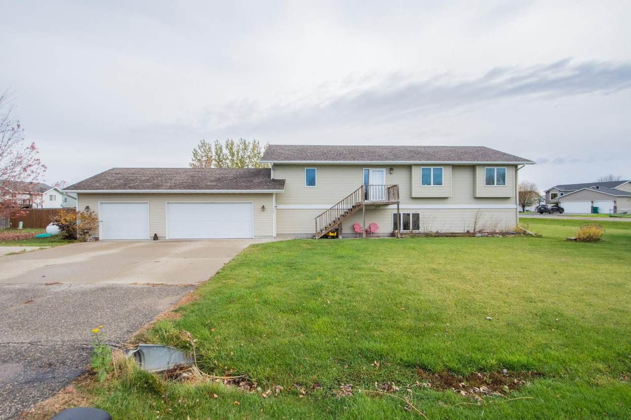 421 Lind Boulevard - Photo 1