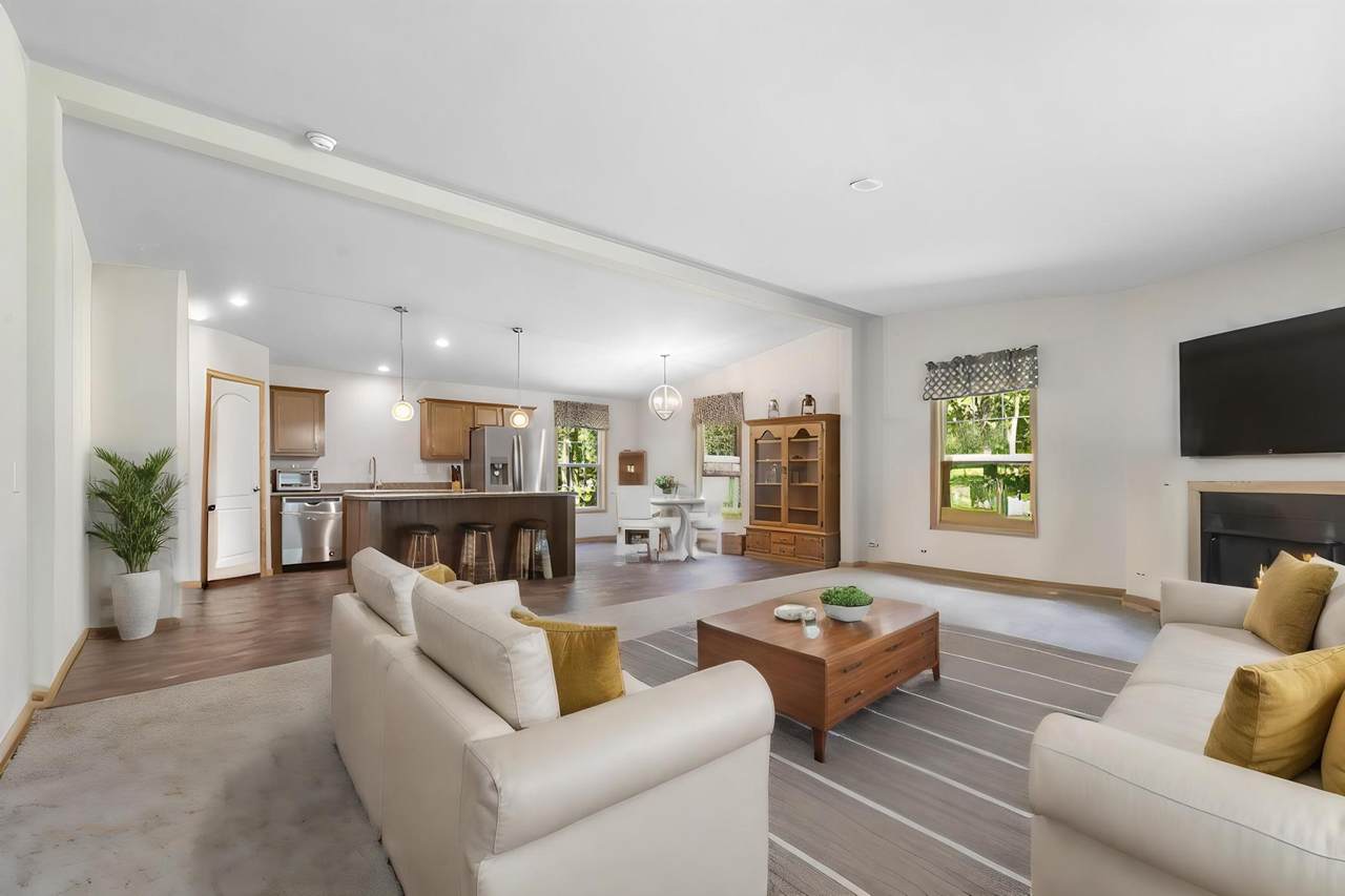 3583 Pine Ridge Road - Photo 1