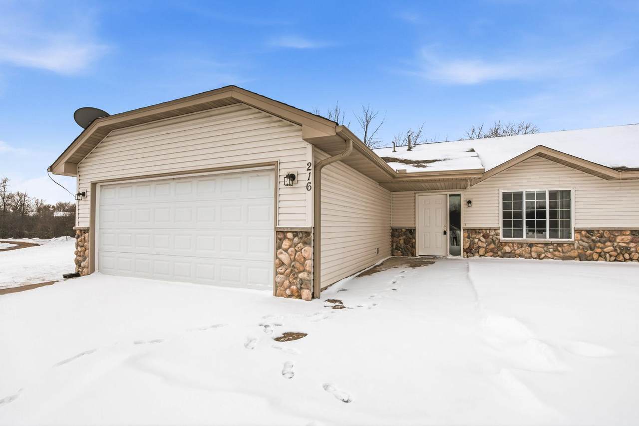 216 Appaloosa Court - Photo 1