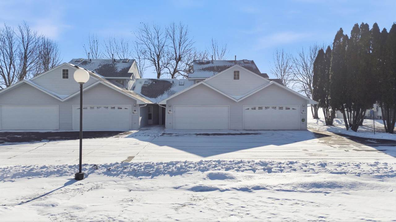 22710 Dunvilla Drive - Photo 1