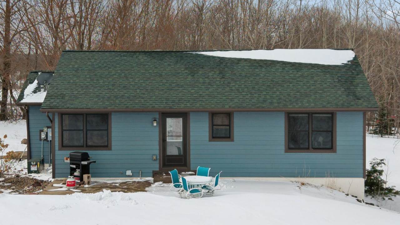 476 50th Street - Photo 1