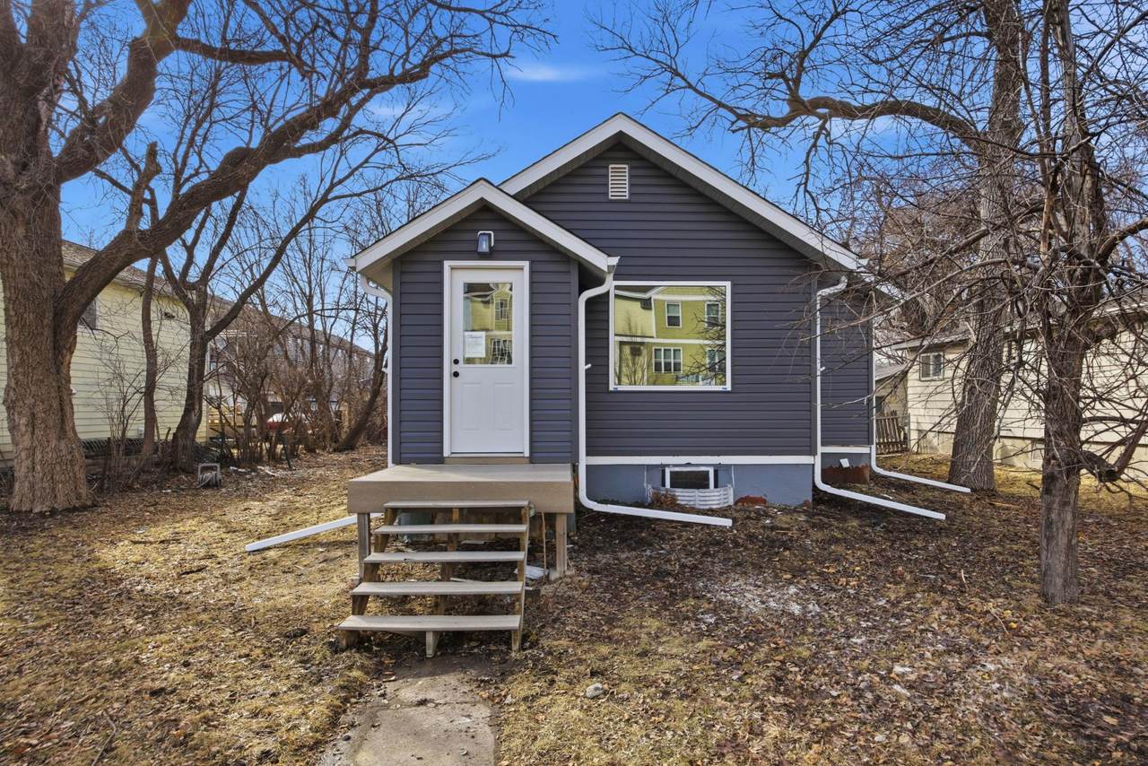 1108 18th Street - Photo 1
