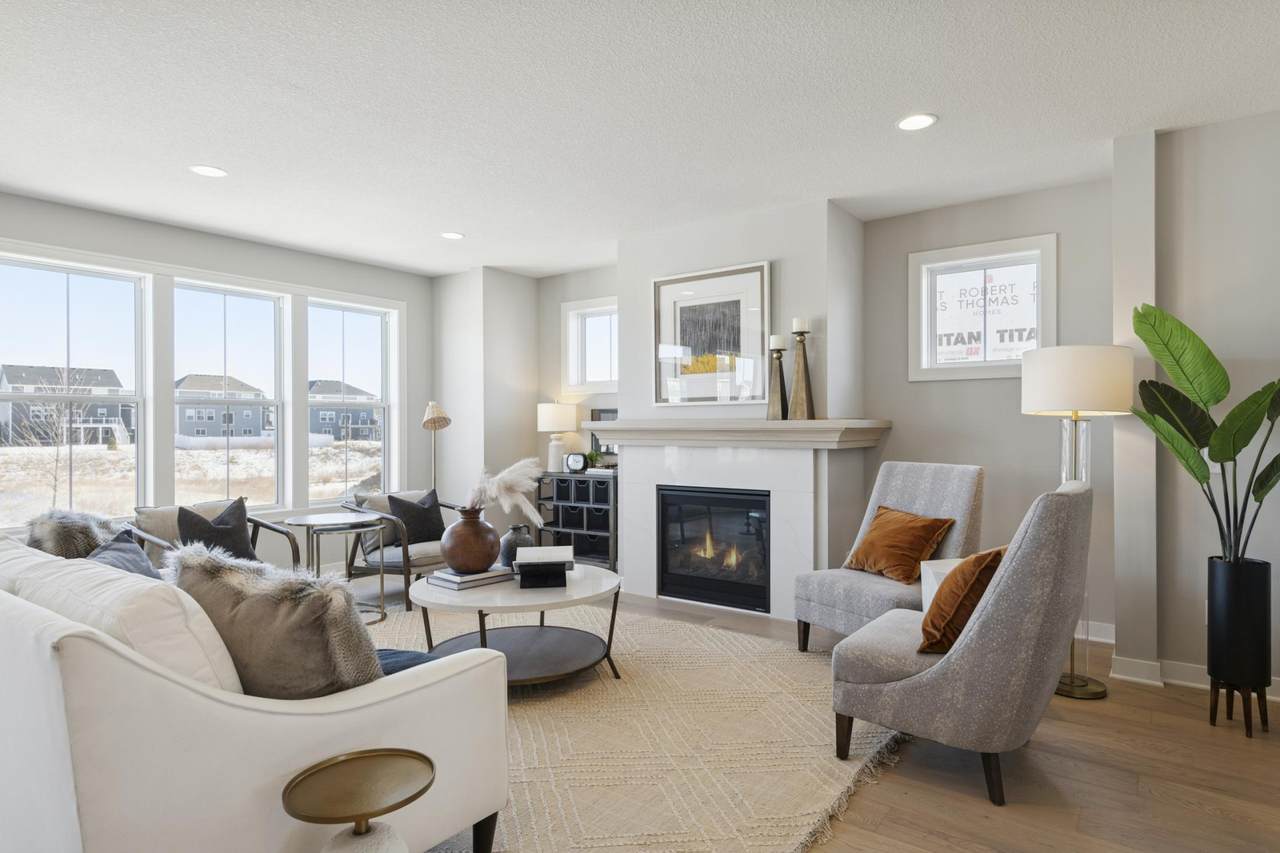 4637 Jamocha Avenue - Photo 1