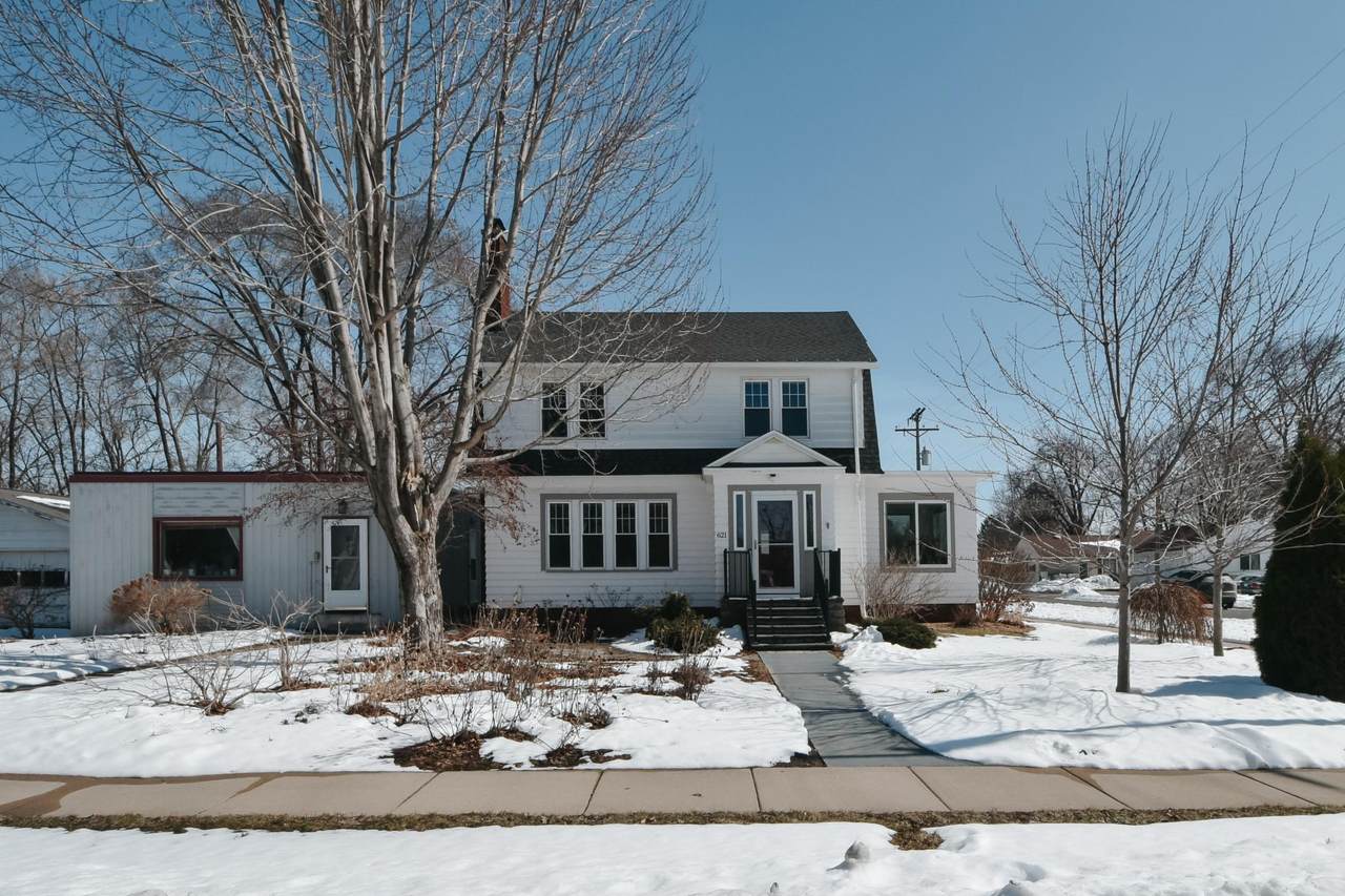 621 1st Avenue - Photo 1