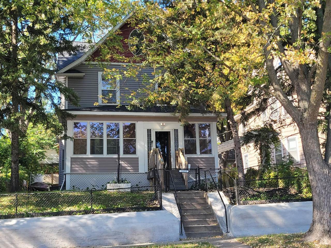 1123 Edgerton Street - Photo 1
