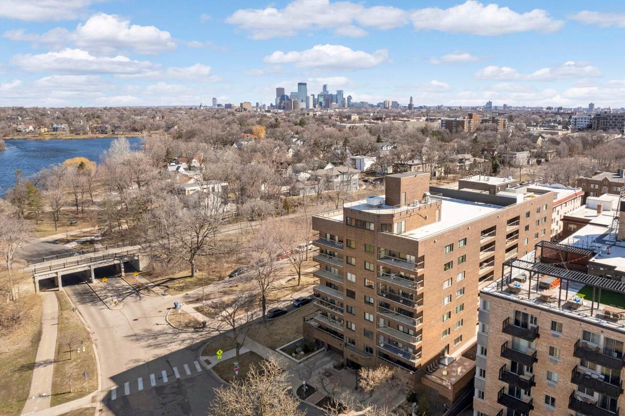 2885 Knox Avenue - Photo 1