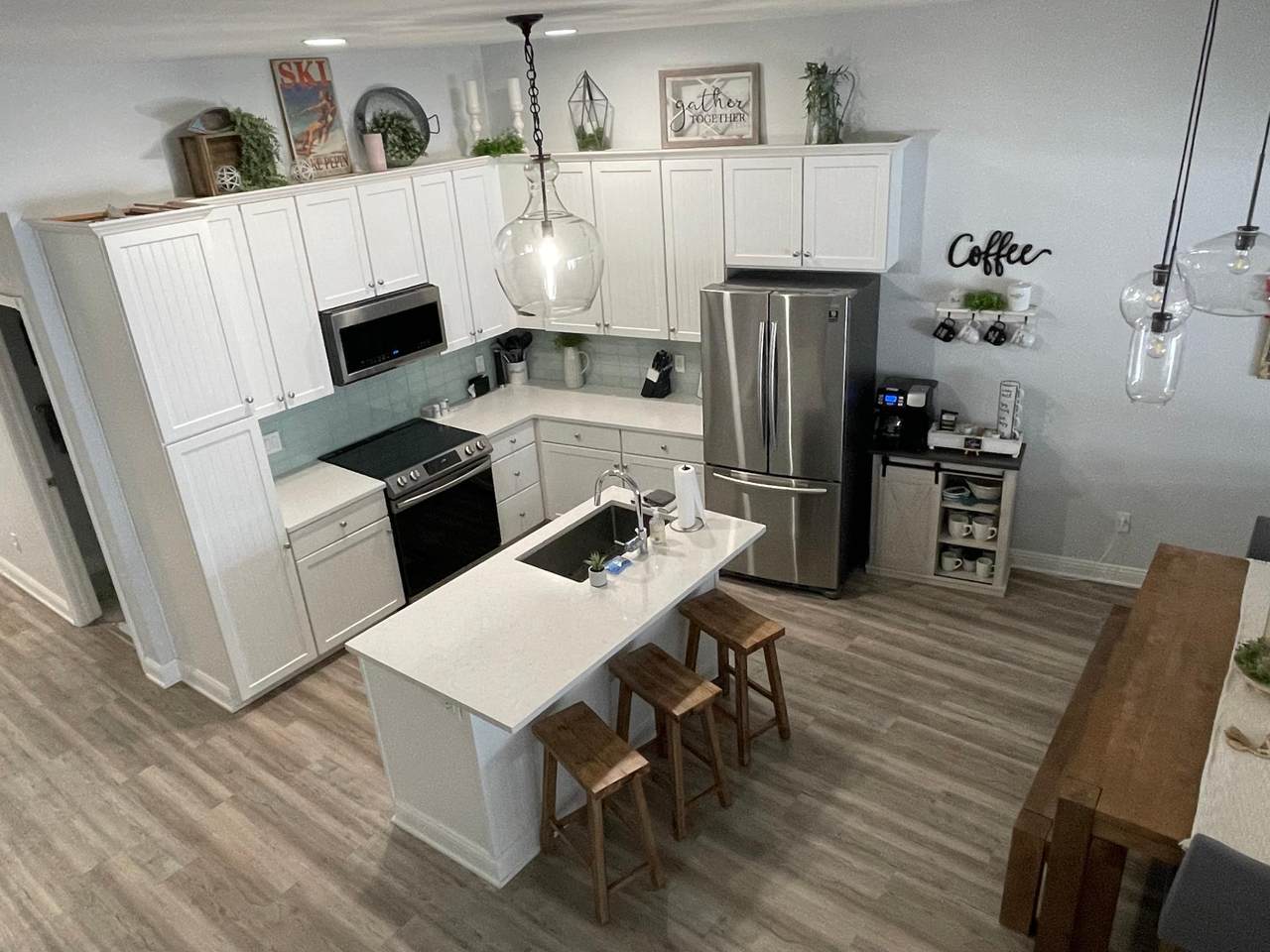 1702 Lakeshore Drive - Photo 1