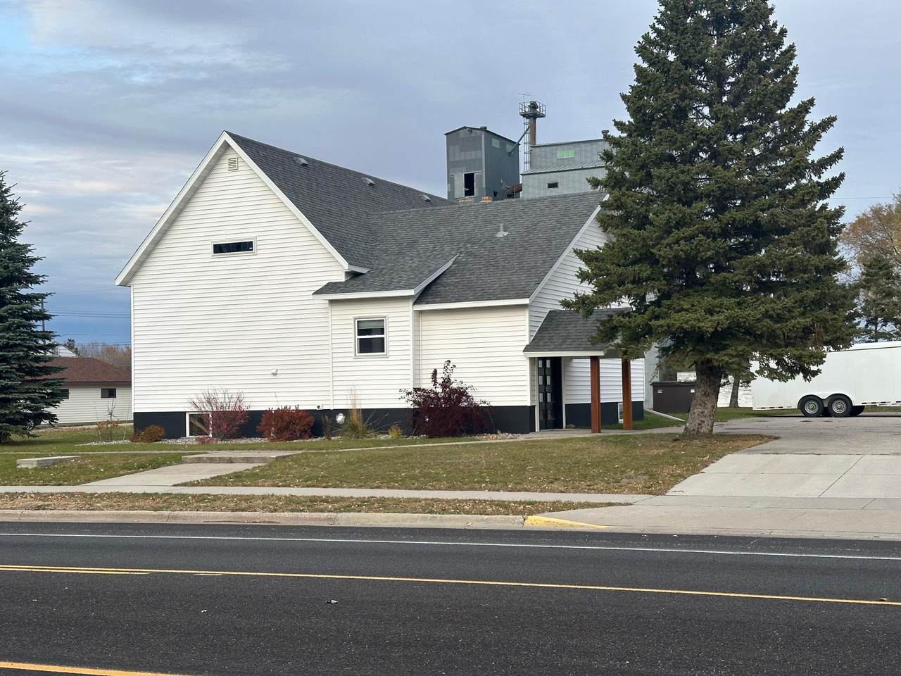 504 Main Street - Photo 1