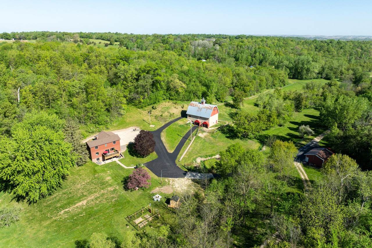31500 Echo Valley Trail - Photo 1