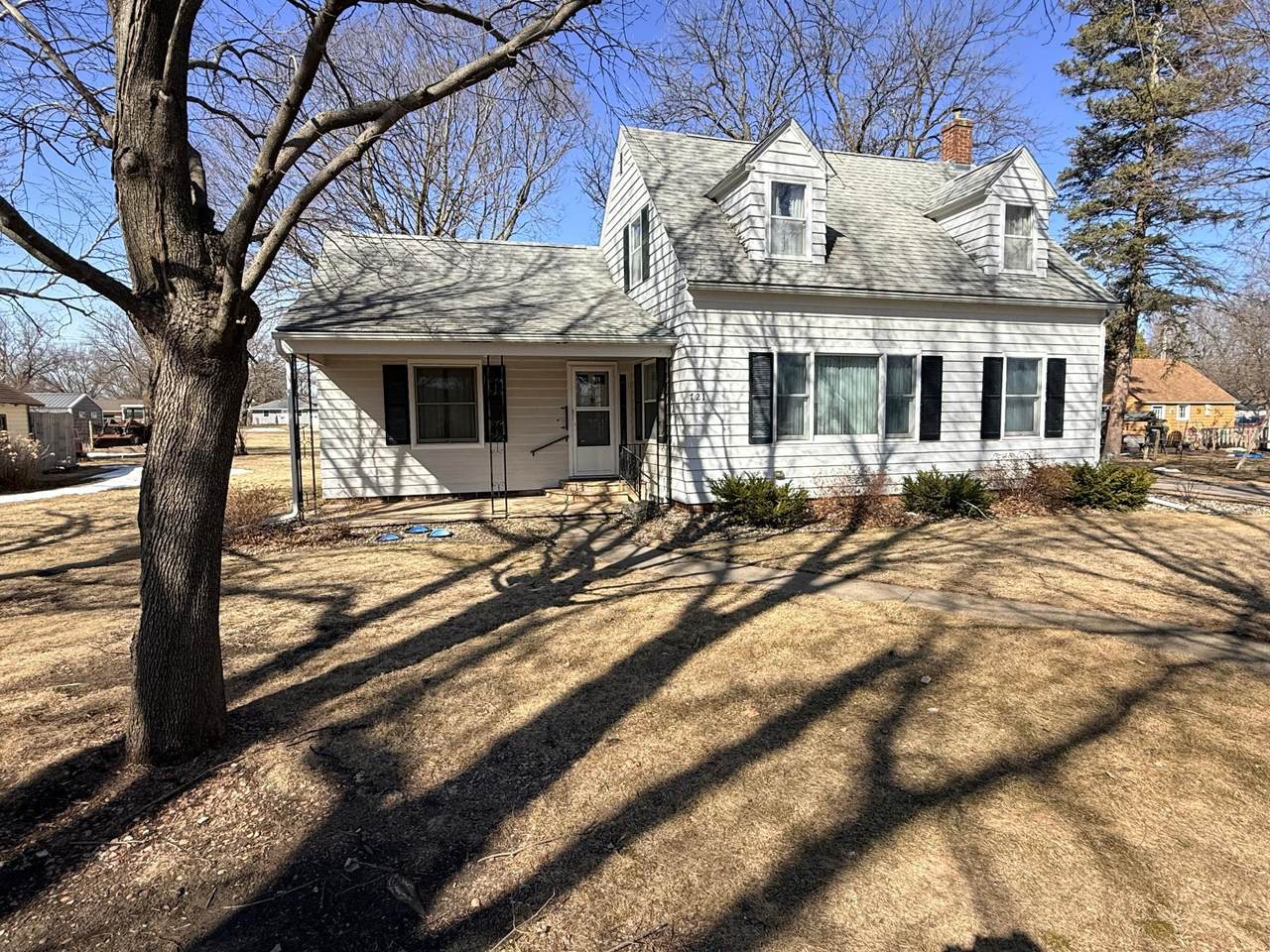 721 7th Street - Photo 1