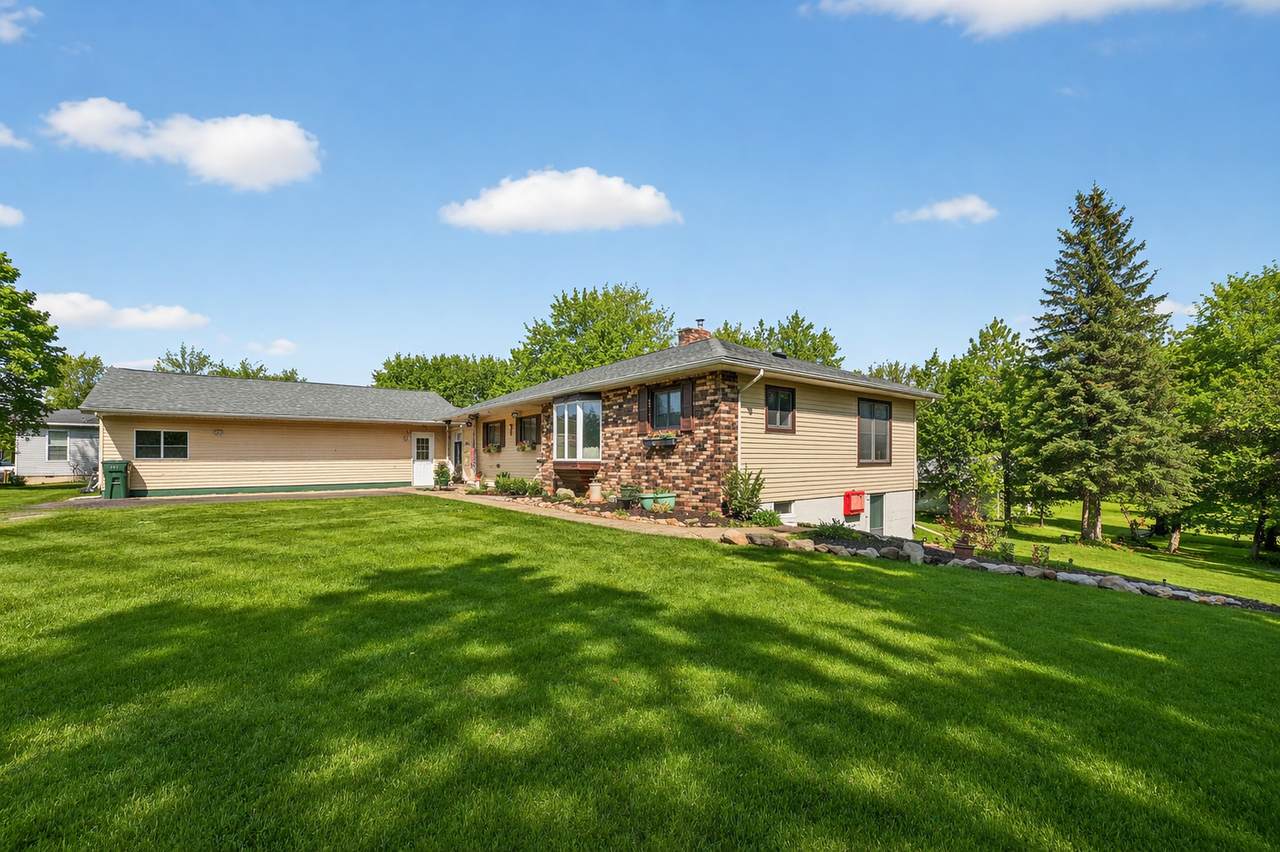 409 1st Street - Photo 1