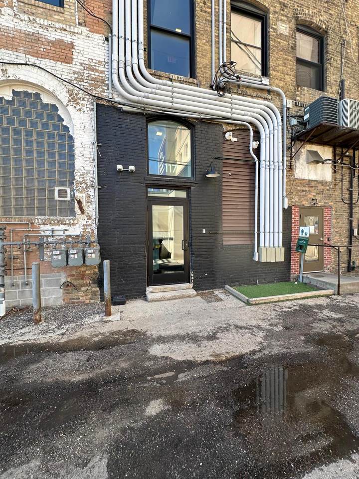 117 Broadway - Photo 1