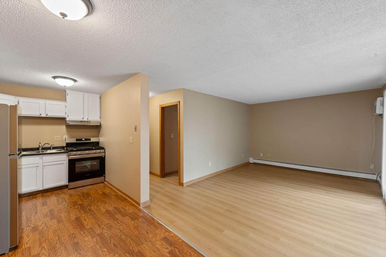 7202 72nd Lane - Photo 1