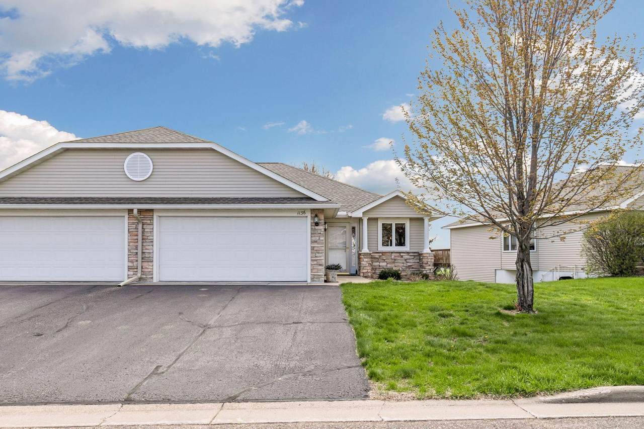 1136 Highpoint Court - Photo 1
