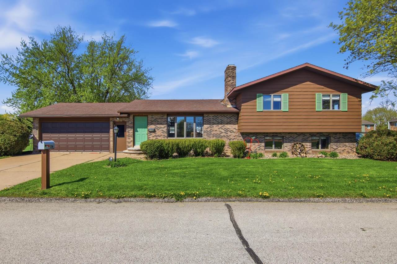 1106 Pierce Avenue - Photo 1