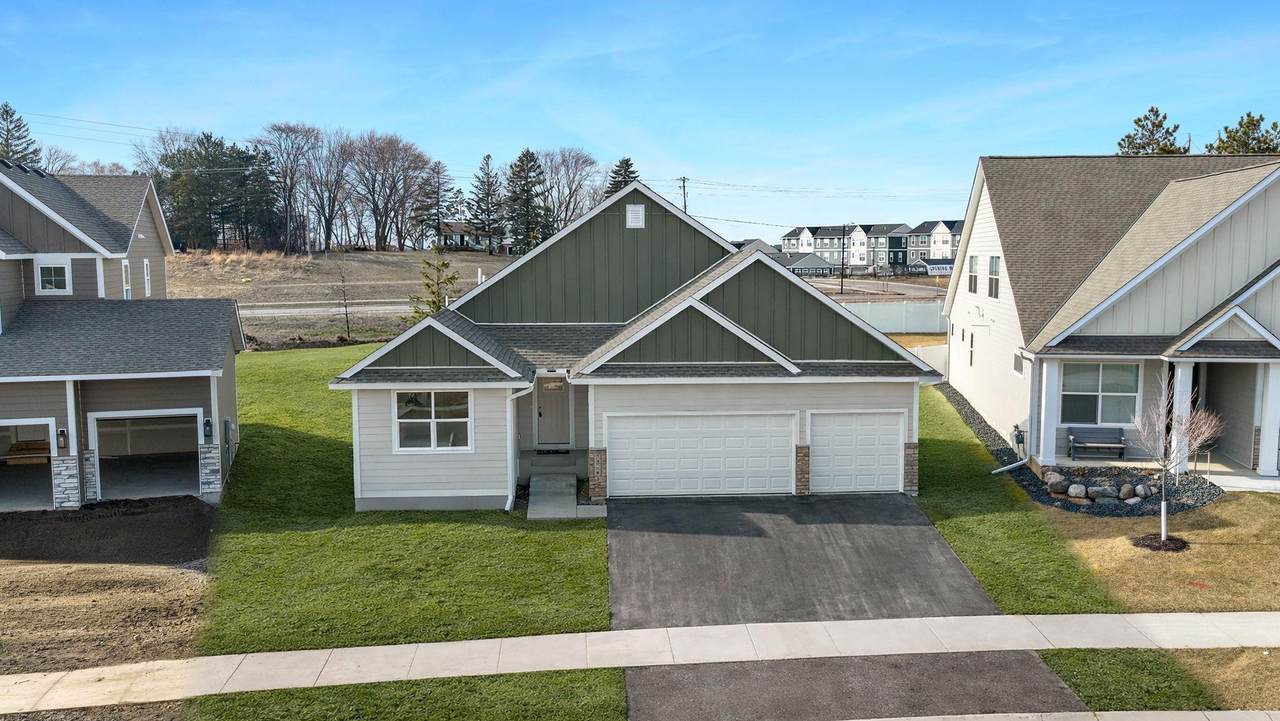 316 Distel Drive - Photo 1