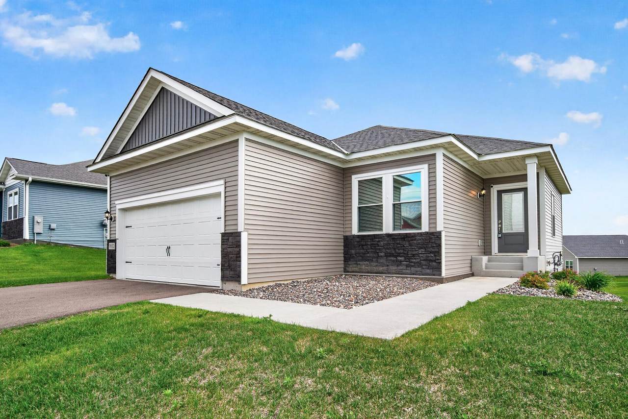 10132 188th Avenue - Photo 1