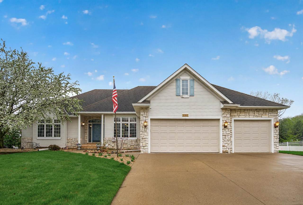 11312 Kenworth Lane - Photo 1