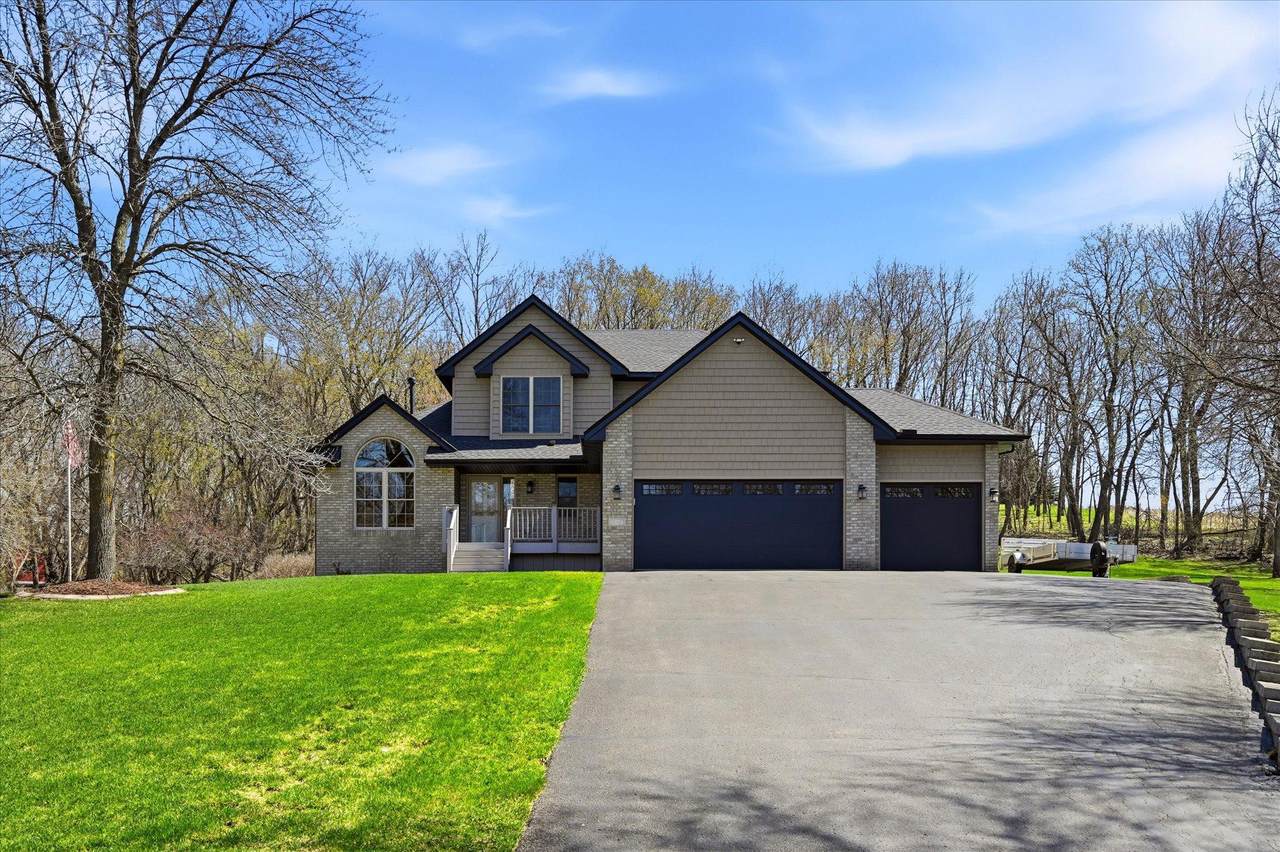 5126 Nelmark Avenue - Photo 1