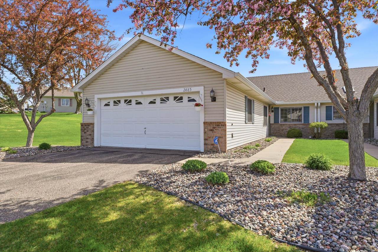2885 Jordan Drive - Photo 1
