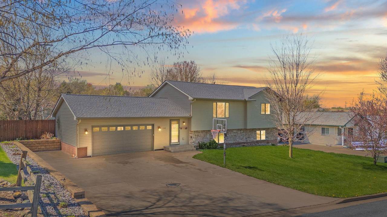 1140 Eulaine Circle - Photo 1