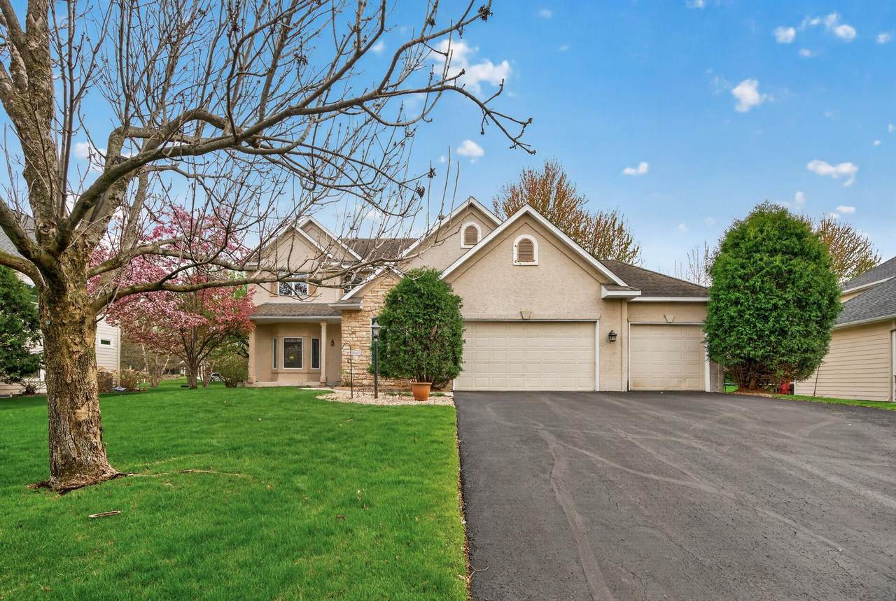 10447 Raleigh Road - Photo 1