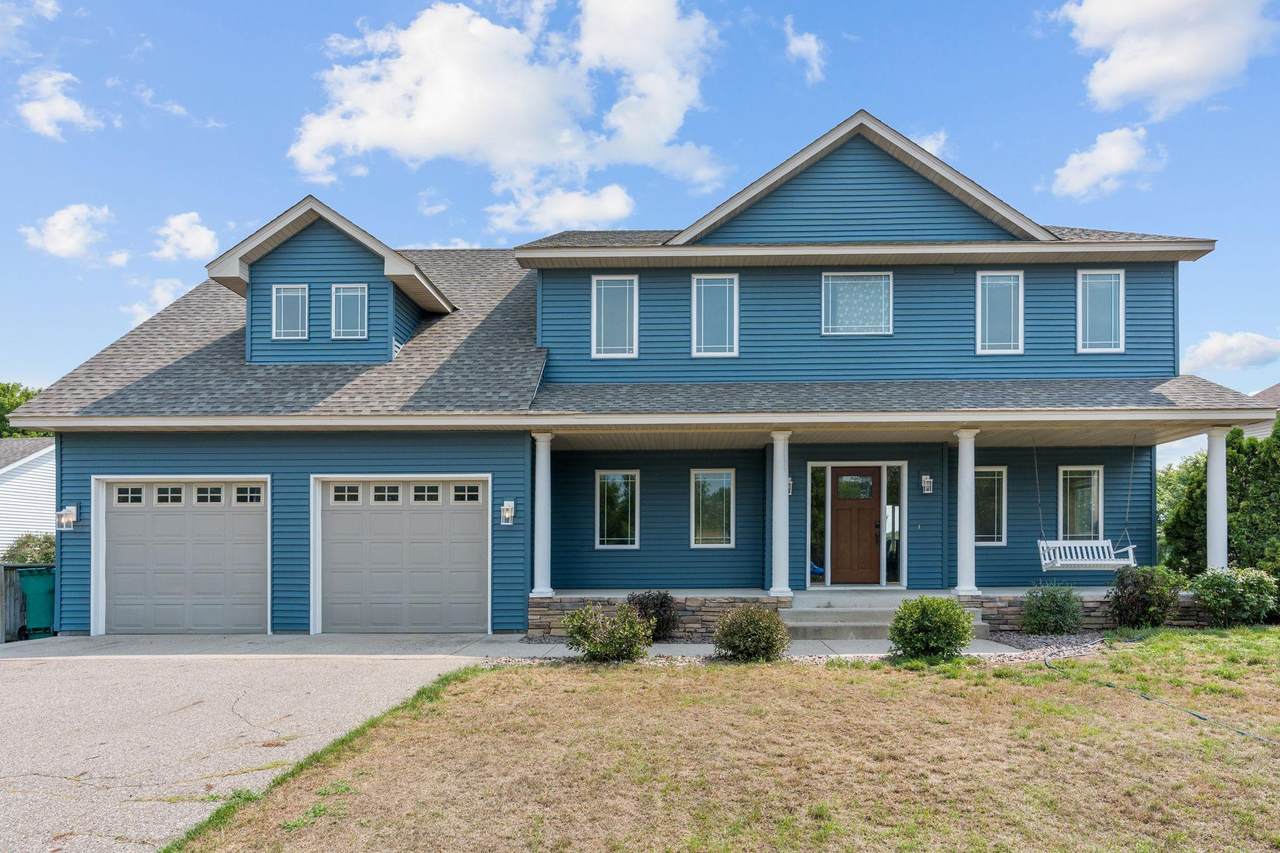 8095 Hunter Lake Drive - Photo 1