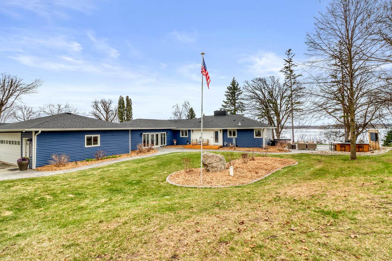 51313 Knoll Road - Photo 1