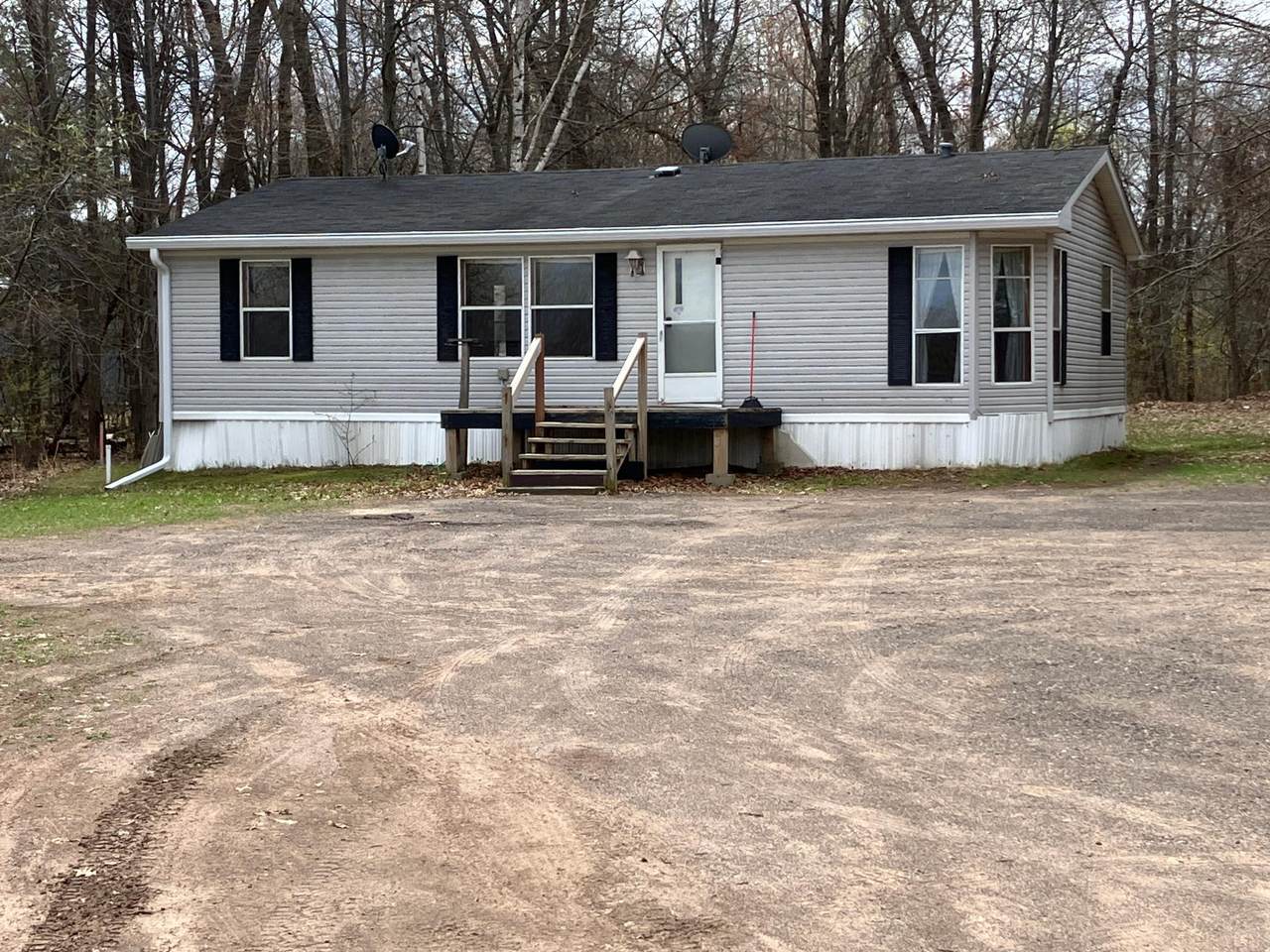 8027 State Rd 70 - Photo 1