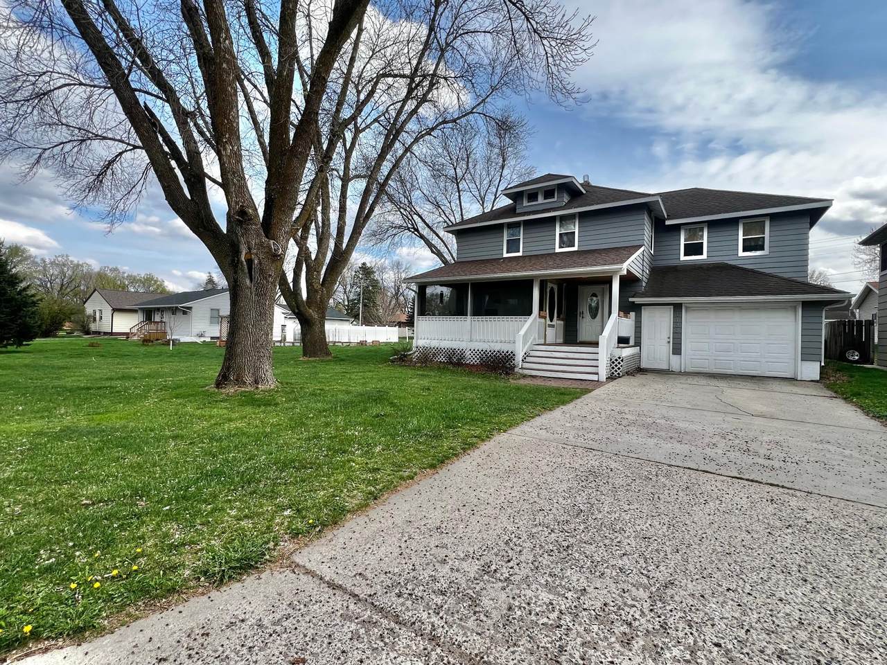 1133 10th Avenue - Photo 1