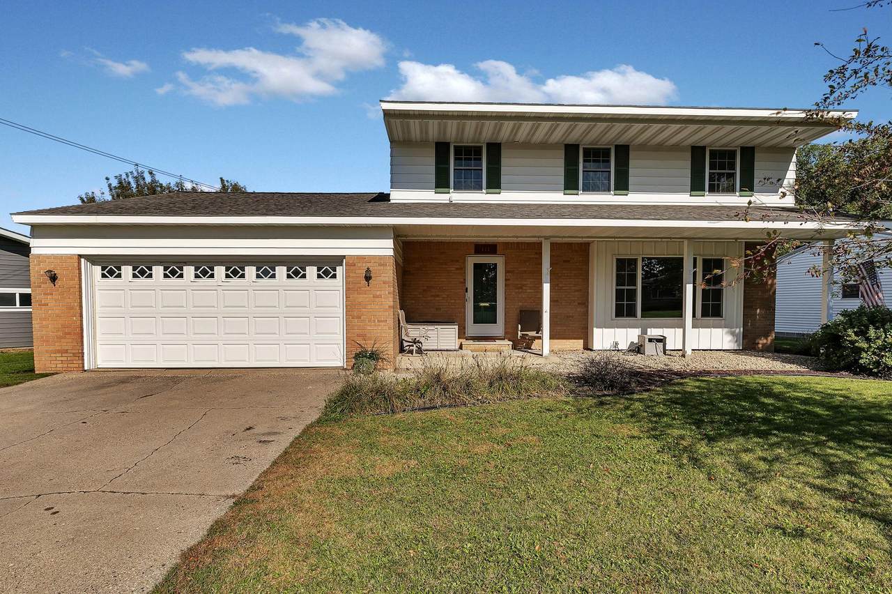 111 Washburne Drive - Photo 1