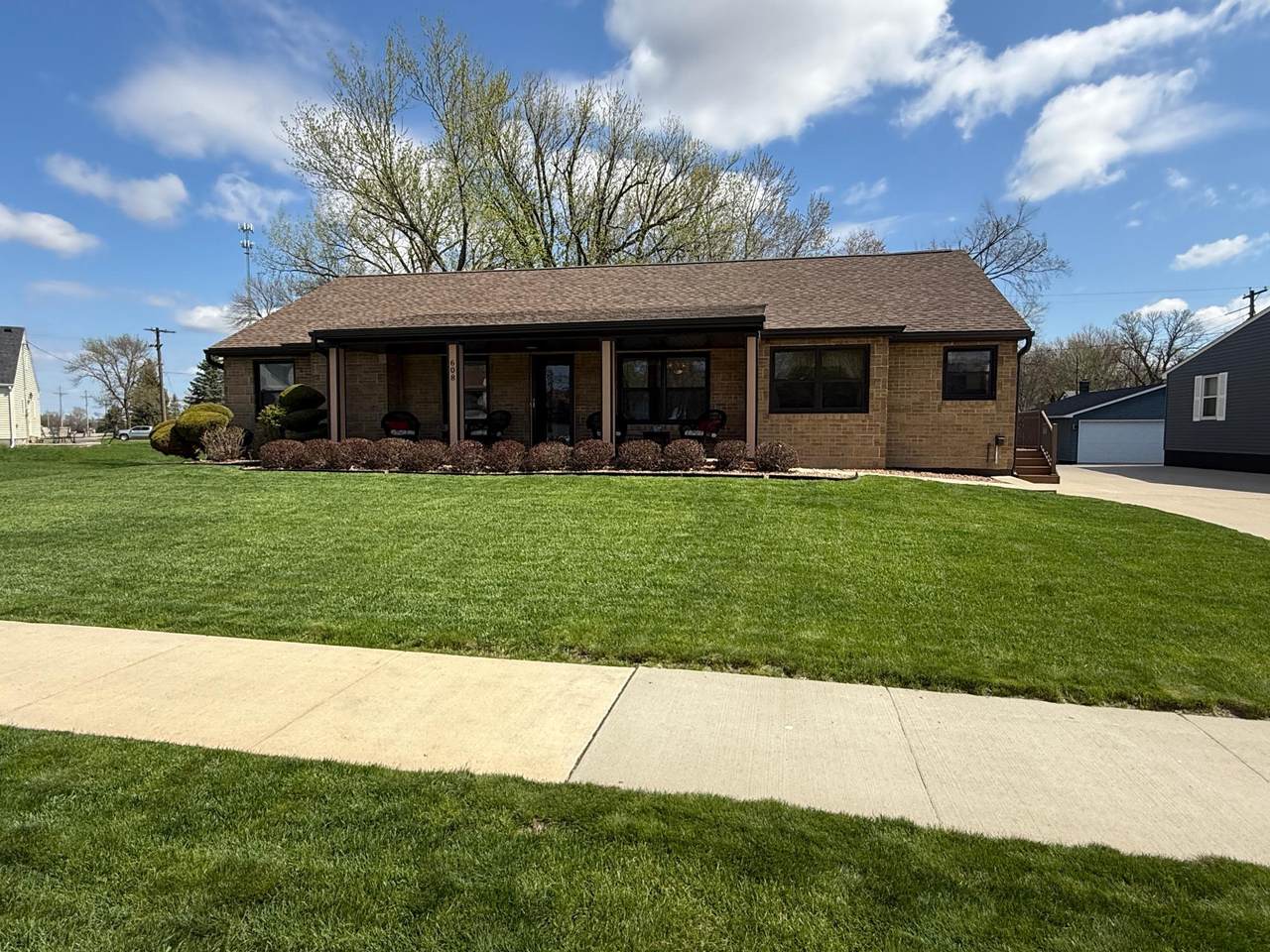 608 4th Street - Photo 1