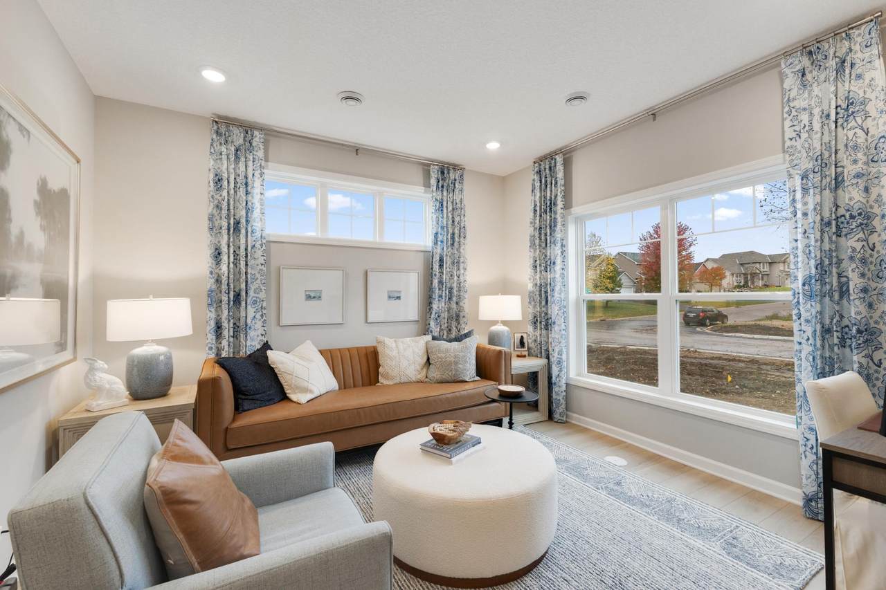 401 James Parkway - Photo 1