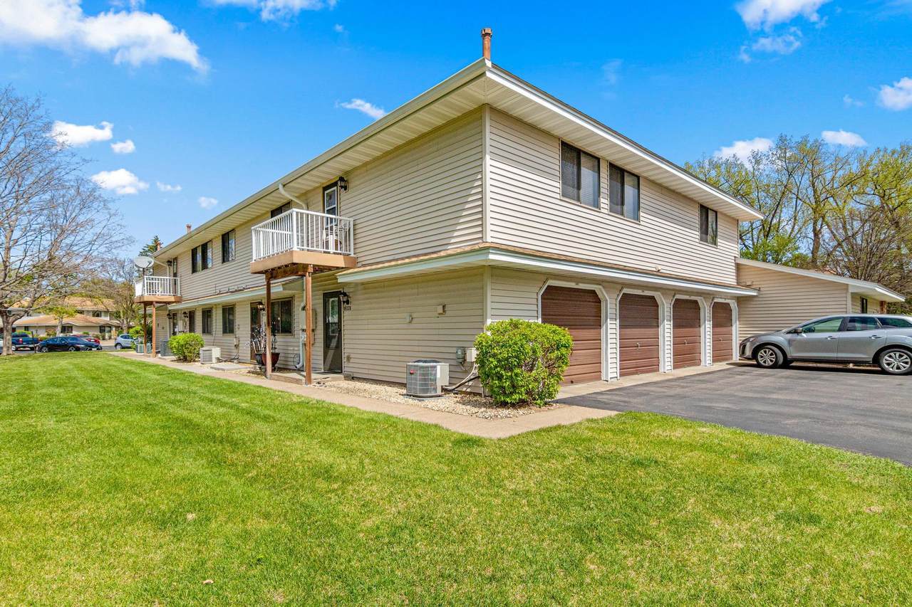 2508 Brookdale Lane - Photo 1