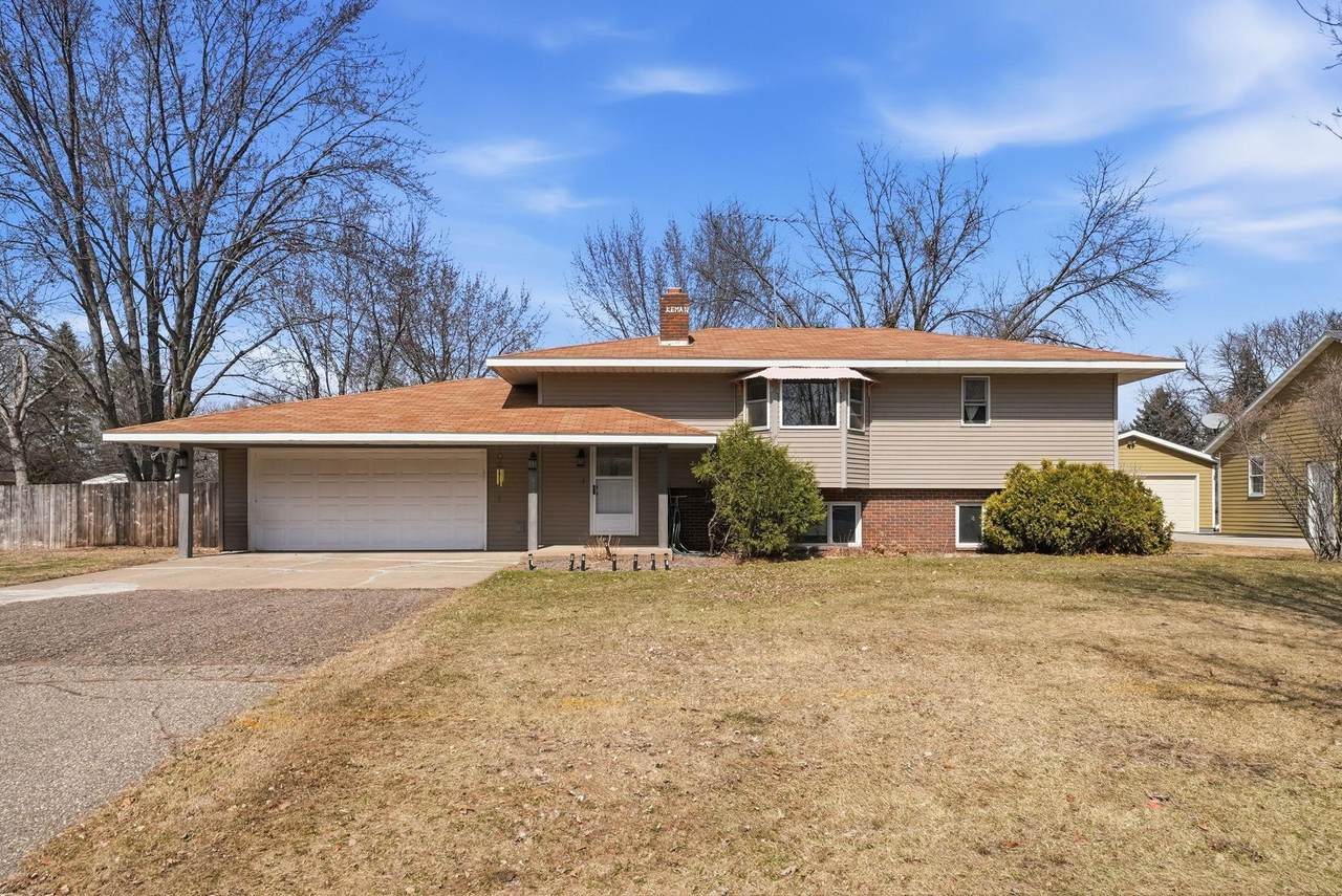 833 Lewis Place - Photo 1