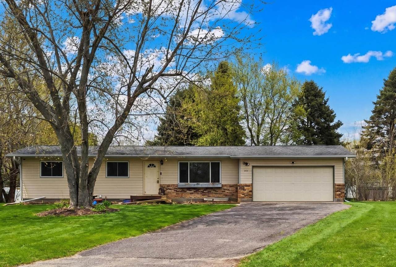 118 Elizabeth Court - Photo 1