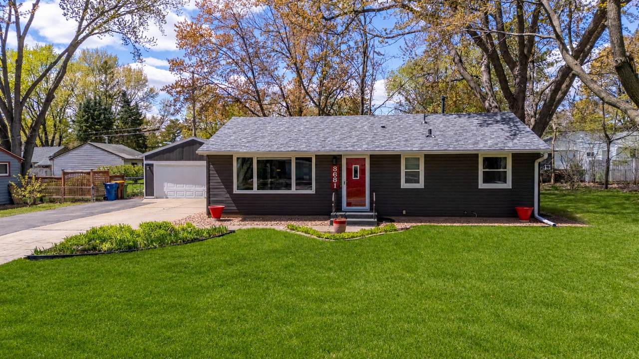 3681 Kenny Lane - Photo 1