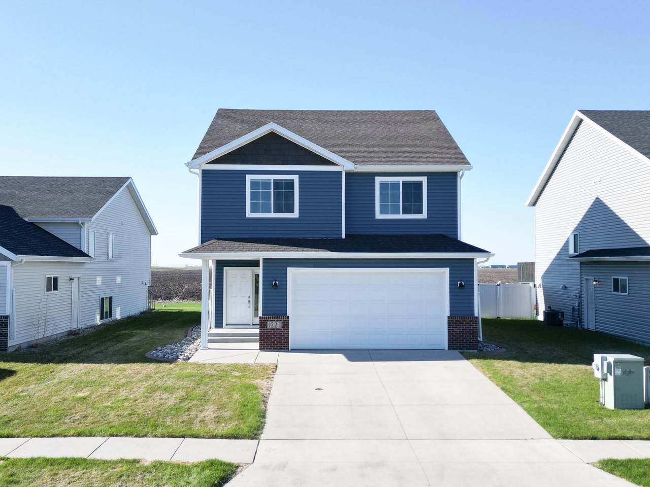 1221 46TH Avenue - Photo 1